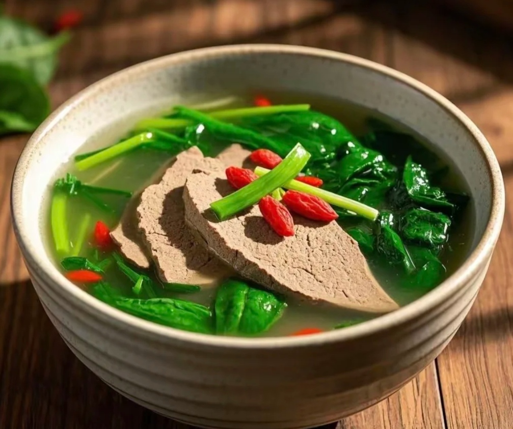 菠菜猪肝汤