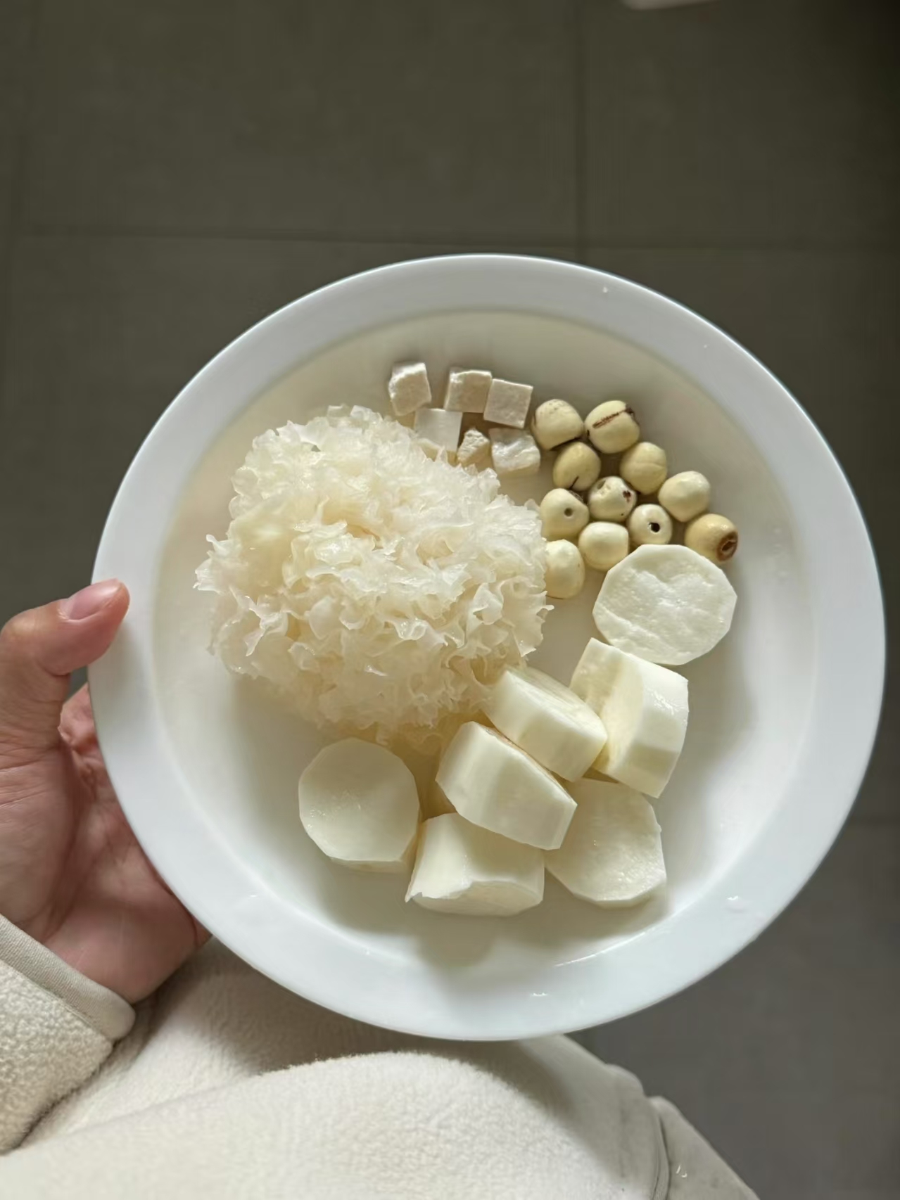 秋季饮食:白色食物养肺指南